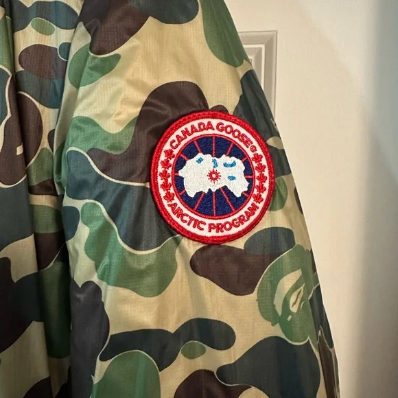 BAPE x Canada Goose x Concepts Crofton Shark Hoodie - Picture 8 of 8